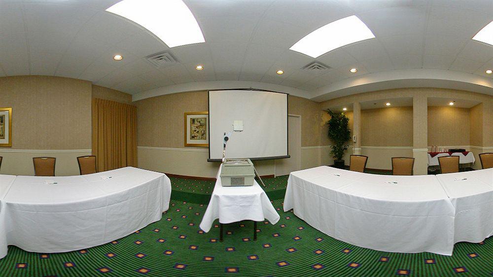 Courtyard By Marriott Santa Rosa